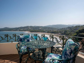 Romantic Casa Rumi overlooking the Sea